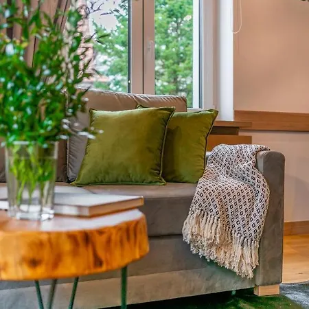 Apartment Jagiellonska Residence: Comfortable With Parking And Sauna
